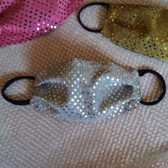 Bling 💖 Face Mask with Felt Filter - Picture 5 of 9